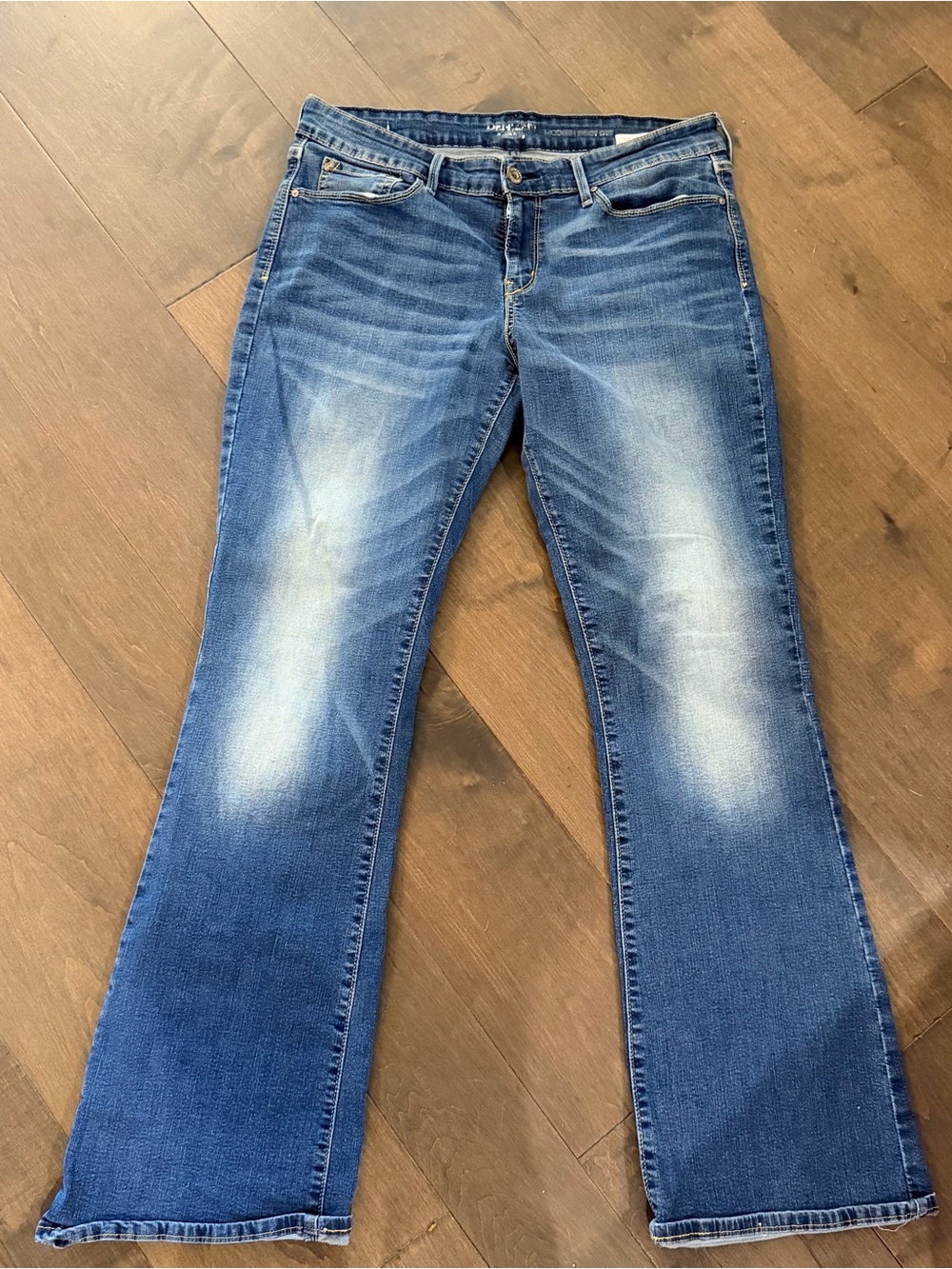 Women’s Denizen by Levi’s Blue Faded Bootcut Jeans